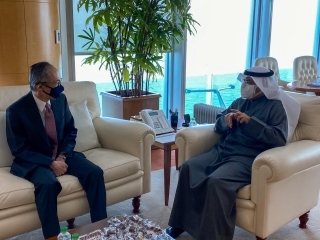 高岡大使によるムハンマド・ファーリス石油相兼電力水相表敬訪問 在クウェート日本国大使館